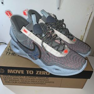 Nike Cosmic Unity men’s shoes size 11